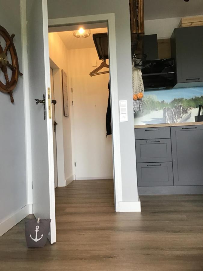 Liebevoll Eingerichtete Ferienwohnung Luettje Koje Дорнум Екстериор снимка