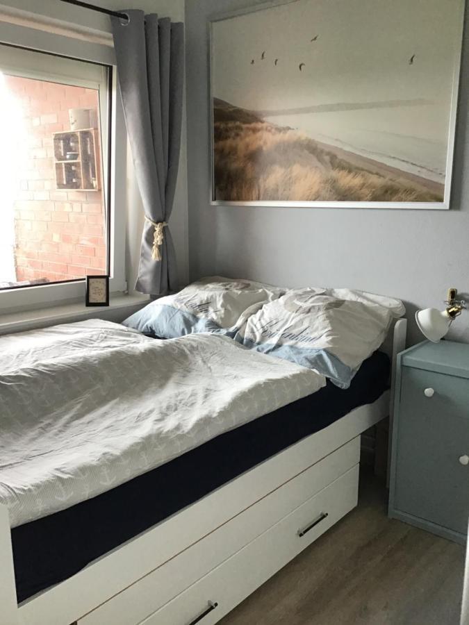 Liebevoll Eingerichtete Ferienwohnung Luettje Koje Дорнум Екстериор снимка